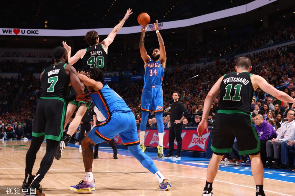 进攻端也创 进攻端也创